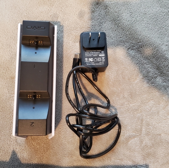 PS5 Charging Station - Picture 2 of 4